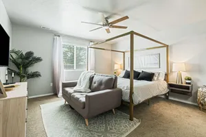 Image of Spacious 3B, Split floorplan, Sleeps up to 11!