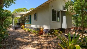 Image of Relaxing beachside Holdiay Home