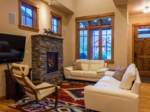 Image of Bridger Creek Luxury near Bozeman & Bridger Bowl Skiing - Legends Chalet