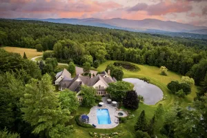 Image of The Pinnacle of Luxury: Magnificent Private Estate Nestled In Picturesque Stowe