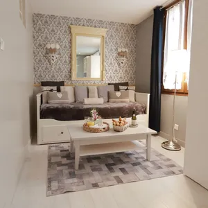Image of Médicis apartment with garage