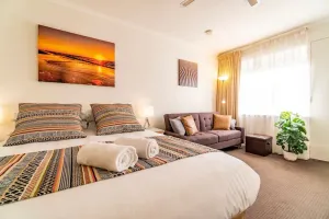 Image of Glenelg Central Studio | wifi + parking