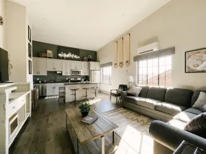 Image of Neyland View Condo - Heart of Downtown Knoxville