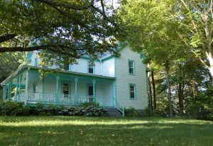 Image of Charming, secluded turn of the century home ideal for a relaxing family retreat