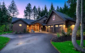 Image of Beautiful Suncadia House With Two Master Bedrooms and plenty of space for kids!
