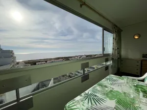 Image of Cozy 2-Room Apartment 200m from Beach with Sea View, Loggia & Optional Amenities