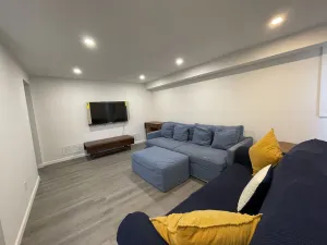 Image of Peaceful 5 Bedroom 3 Bathroom House - 30 min from NYC