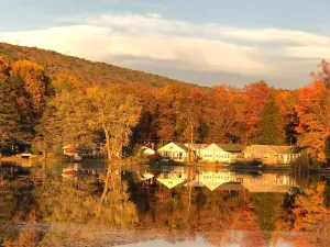 Image of The Boathouse on Moon Lake