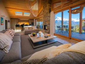 Image of Chalet Eteila - luxury stay for 14 with spa and home cinema - OVO Network