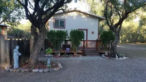 Image of Come for the weekend or stay for months! Cozy and Secluded Hideaway.