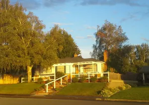 Image of Sunsets and a Sweeping View of Wheatfields!