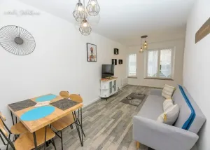 Image of Bright, spacious apartment