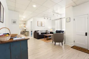 Image of Physician's Flat - Condo in the heart of town