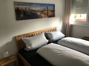 Image of HOLIDAY APARTMENT * close to town * quiet * modern