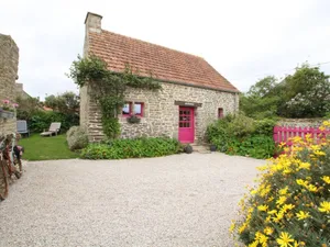 Image of Charming Stone Cottage with Private Garden, Terrace, Bikes, and Near Coastal Trails