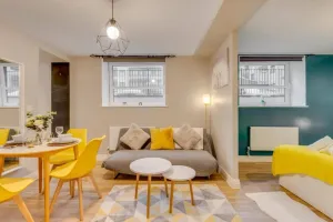 Image of Modern Stevenage flat town centre 4people family