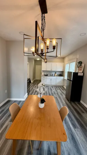 Image of This apartment is a 1 bedroom(s), 1 bathrooms, located in Cleveland, OH.