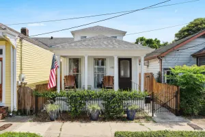 Image of Revitalized Uptown Home - Walk to Audubon Park!