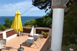 Image of Between Monaco & St Jean Cap Ferrat, Eze bord de Mer, 200 m from the beach