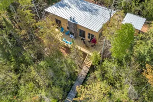 Image of Luxury Scandinavian-Style Lake House Very Near Porcupine Mountains. <br>VIDEO