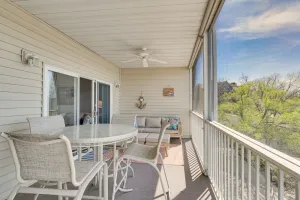 Image of Dine Al Fresco on Balcony Osage Beach Condo!