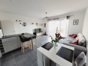 Image of Nice and peaceful 55m close to the city centre