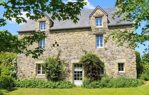 Image of 4 Bedroom Cozy Home In Monthuchon