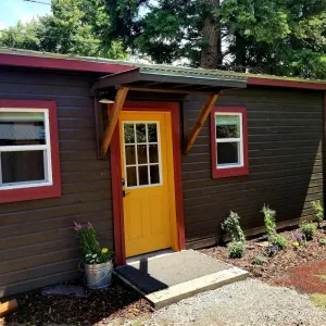 Image of Bergie's Bunkhouse 1Bdrm  near Glacier Park & Whitefish