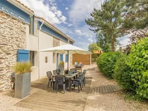 Image of Renovated Farmhouse Between Nantes and Coast with Garden, Terraces, and Family Amenities