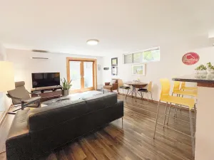 Image of Tranquil Reed Retreat: 2-Bedroom Apartment with Private Patio