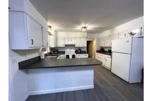 Image of Spacious 5 bed \/ 3 bath home with backyard