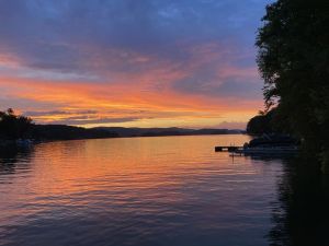 Image of Candlewood Lake house rental, Lattins Cove, Danbury