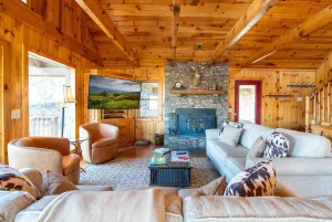 Image of DunRovin-Open for Bookings! LOW RATES-6 BR, Private, Hot Tub, Wi-Fi, AC