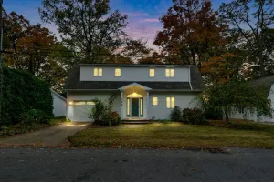 Image of \"The Grape Escape\"-Stylish Retreat Wine Country PA