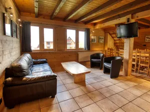 Image of Charmant chalet rénové, 10-12 pers, au pied des pistes à Morillon 1100 avec sauna et terrasse! - FR-1-642-5