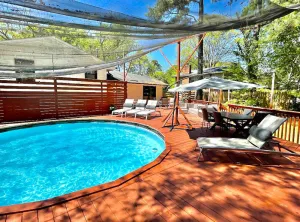 Image of Stylish House with Pool 5BR\/3BA