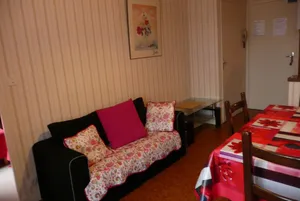 Image of Flat in a building in the middle of the town