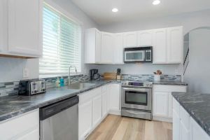 Image of 6BR Home w\/ Games Near DT Denver! Perfect for Holiday Gatherings