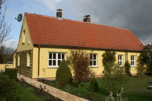 Image of beautiful garden with village idyll on the lagoon