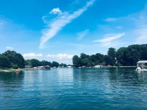 Image of Lake Norman Waterfront, Golf Club, Hot Tub, 3 Suites, Fire Pit- Come and Relax