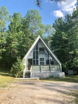 Image of Close to Nature, Beaches, Hiking, Golf, Ski & Downtown