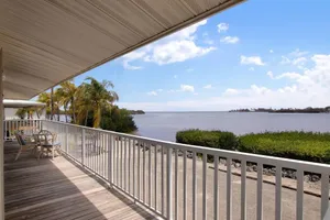 Image of OPEN WATERFRONT [not canal] HOUSE [not duplex] Snorkel right from your backyard