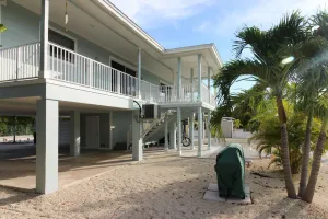 Image of Cozy Canal-Front House w\/ Free WiFi and Deck - Close to Beaches & State Park