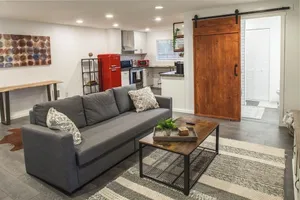 Image of This guest house is a 1 bedroom(s), 1 bathrooms, located in Vancouver, WA.