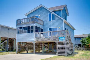 Image of Lovely home 5 lots from the beach with screened porch, decks & fast WiFi
