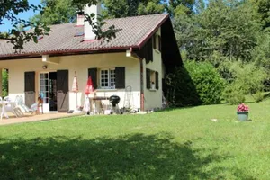 Image of HOUSE IN PEACE WITH LAKE VIEW