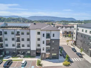 Image of NEWCondo2BR\/2BA,pool