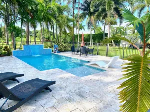 Image of Swans Nest West - Modern & Private, Heated Pool, 3 Brm
