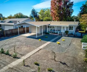 Image of PROMO 5% WEEKLY DISCOUNT!\nKonocti Lake House-Lakeport Ca