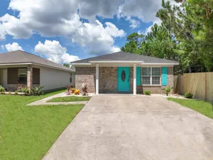 Image of Bungalow | TVs, Grill, & ONLY 1mile to the Beach!